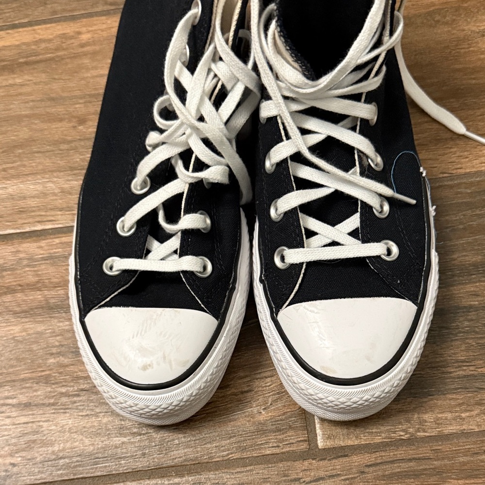 Converse Black and White Platform High-Tops - Picture 4 of 6